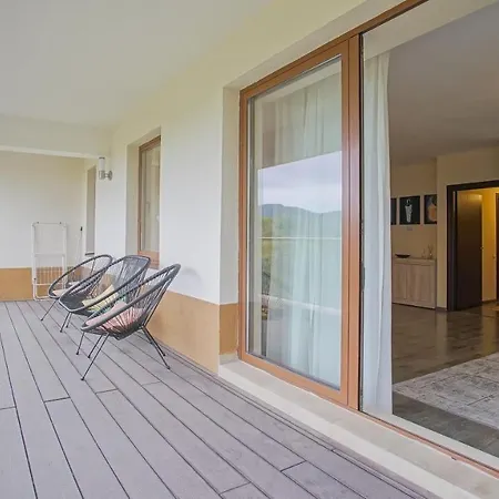 Coroni 1 Cu Panoramica Apartment Brasov