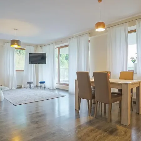 Lägenhet Coroni Seasons