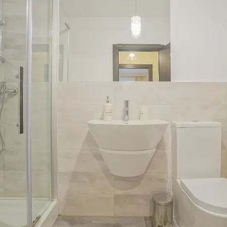 Coroni Seasons Апартаменти *