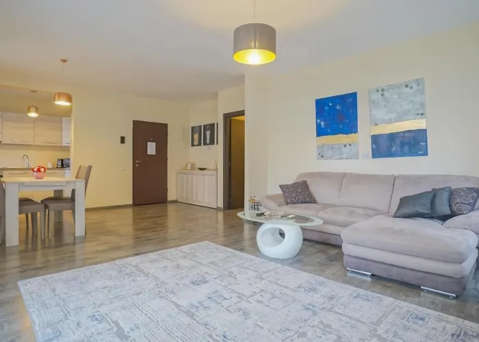 Coroni 1 Cu Panoramica * Braşov